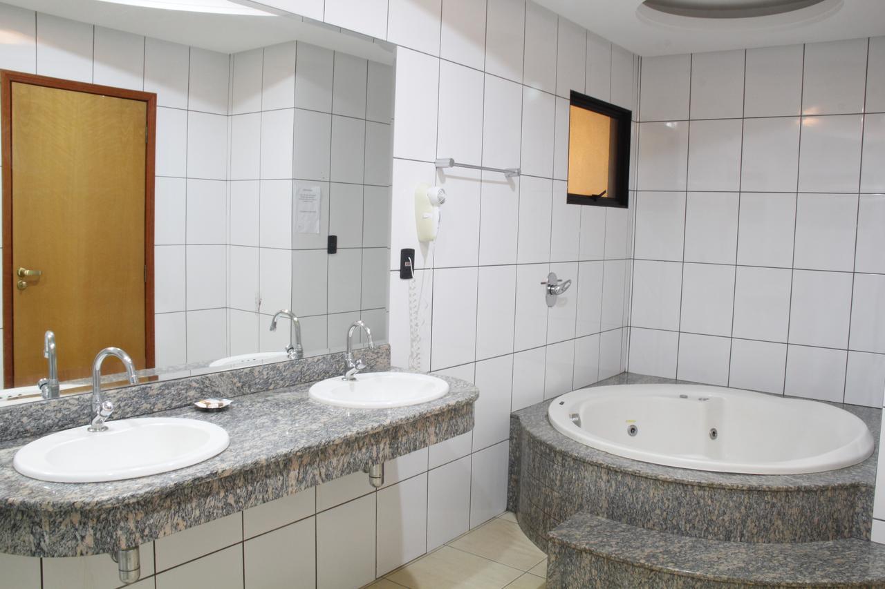 Buriti Hotel Jataí Kültér fotó